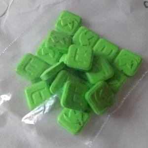 BUY 2CB Online Canada